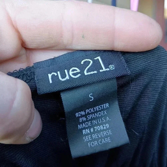 Rue21 Black and Yellow Floral Backless Dress - Picture 2 of 3